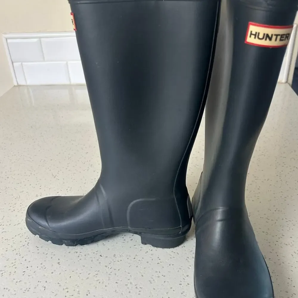 Hunter Original Kids Blue Boots size 6M/7F